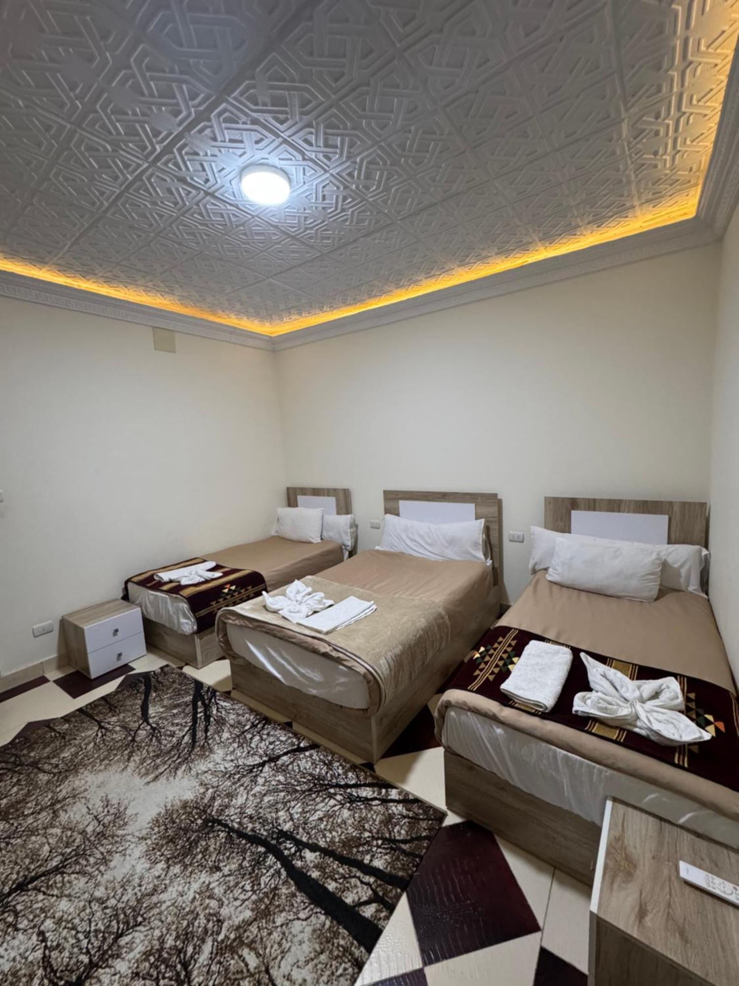开罗 Nefertiti Pyramids View酒店 外观 照片